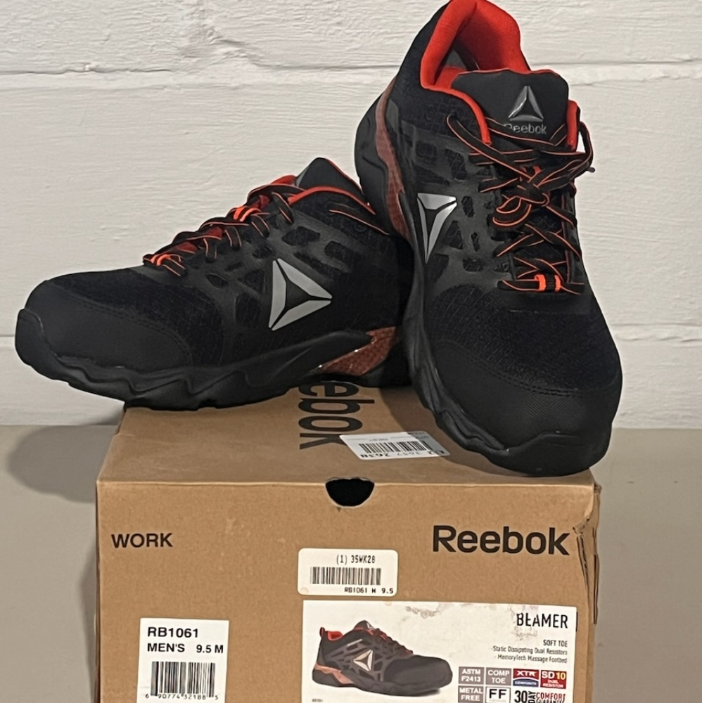 NWB MEN'S  REEBOK WORK SHOES